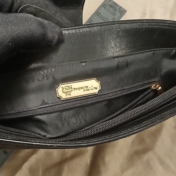 MCM Black Shoulder Bag with Sleek Design and Versatile Style - Picture 7 of 8